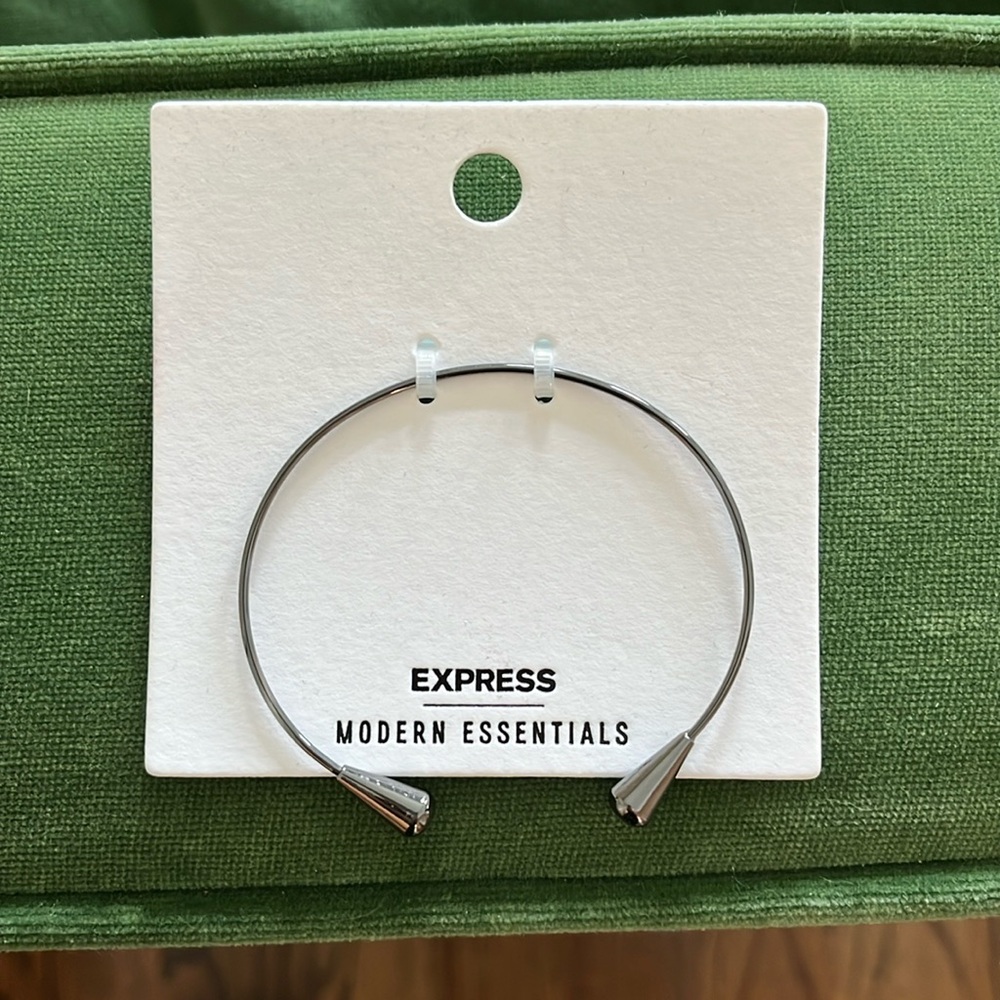 Express bracelet